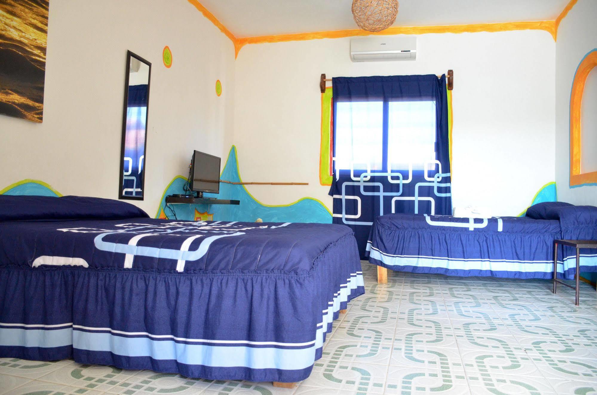 Adventure Experience Hotel Playa del Carmen Kültér fotó