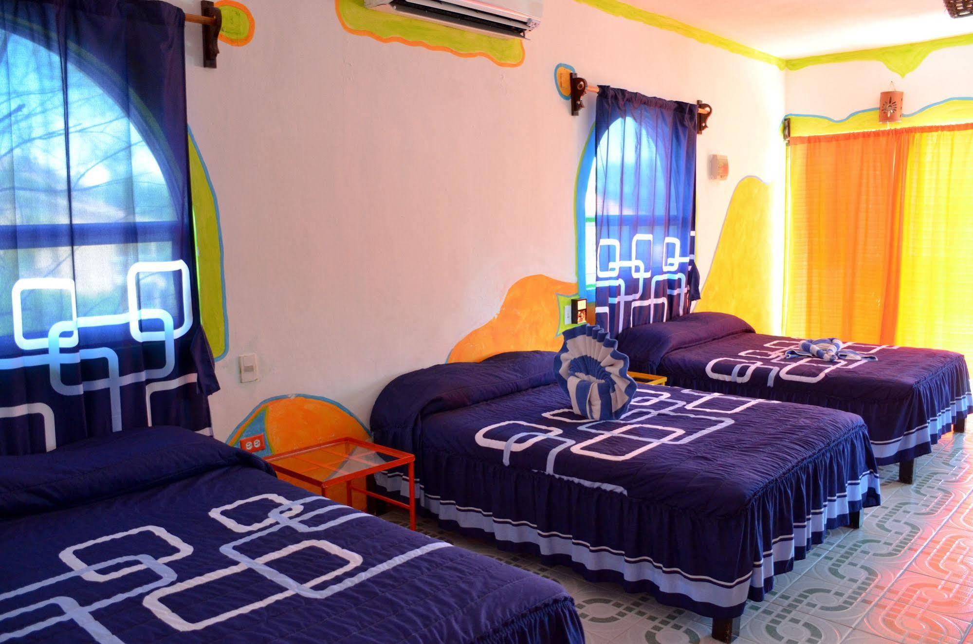 Adventure Experience Hotel Playa del Carmen Kültér fotó